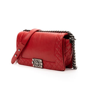 Chanel Medium Boy Medium